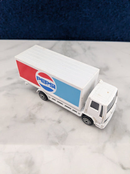 Selection of 4 Corgi Vehicles (2 x Trucks & 2 Cars)