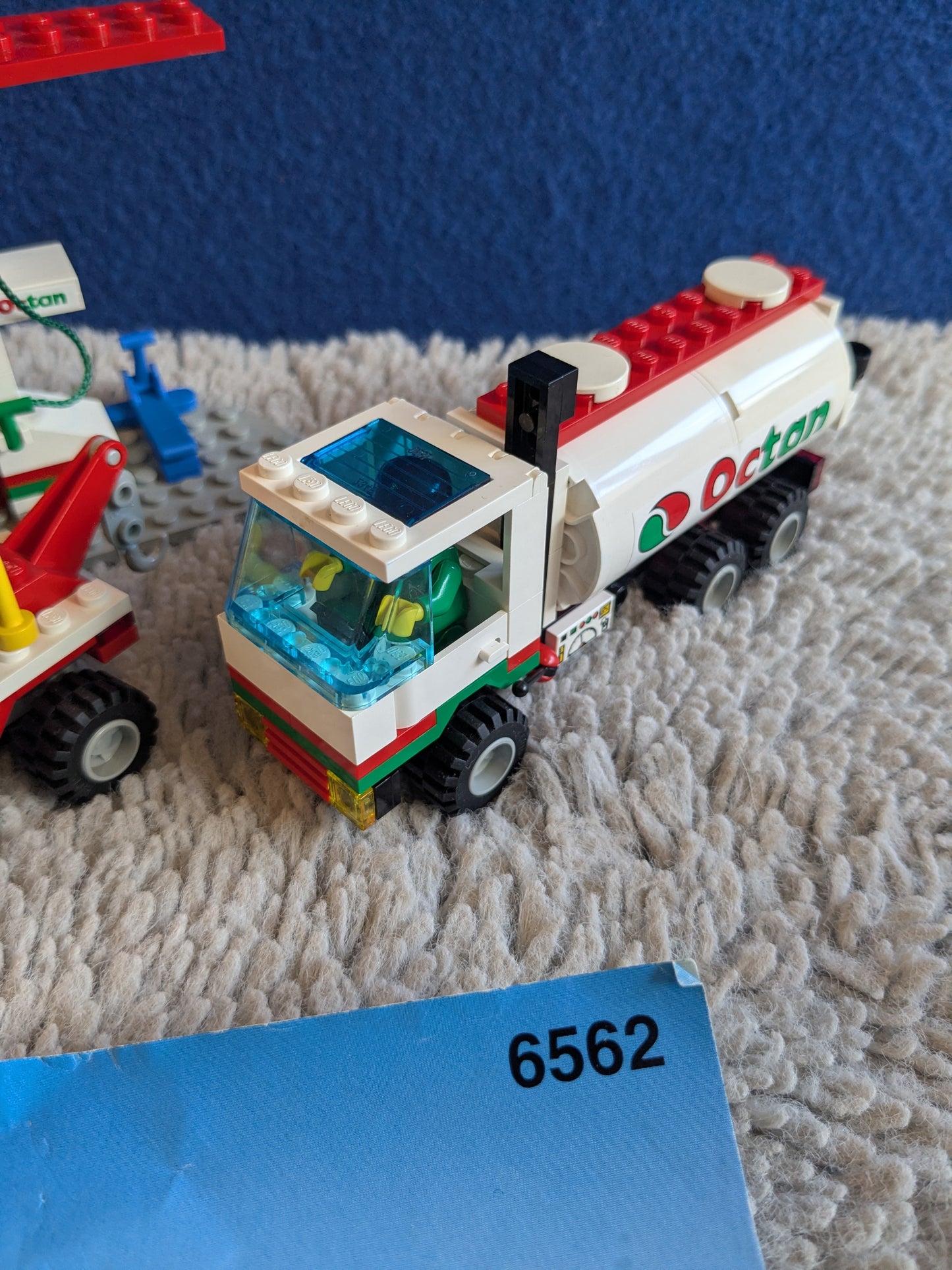 Lego System 6562 City Gas Stop Shop Petrol Station & Tanker