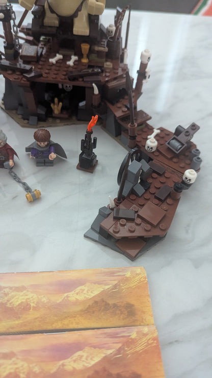 Lego The Hobbit 79010 The Goblin King Battle Set