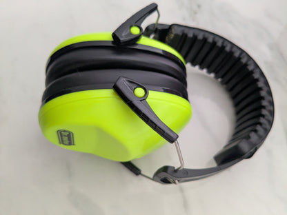 EM100 Kids Ear Muffs/Defenders in Vibrant Lime Green