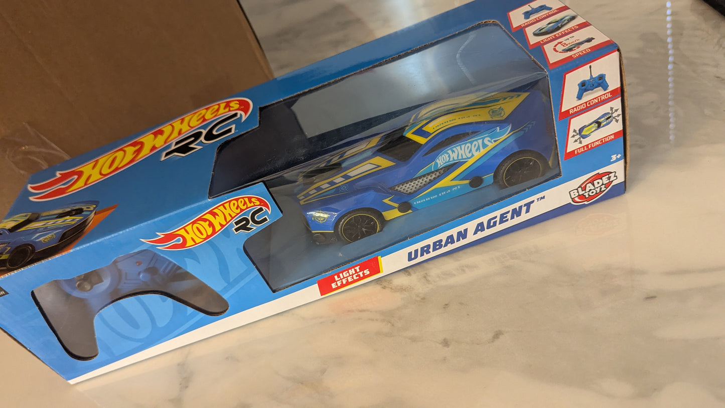 Hot Wheels RC Urban Agent with Light Effects