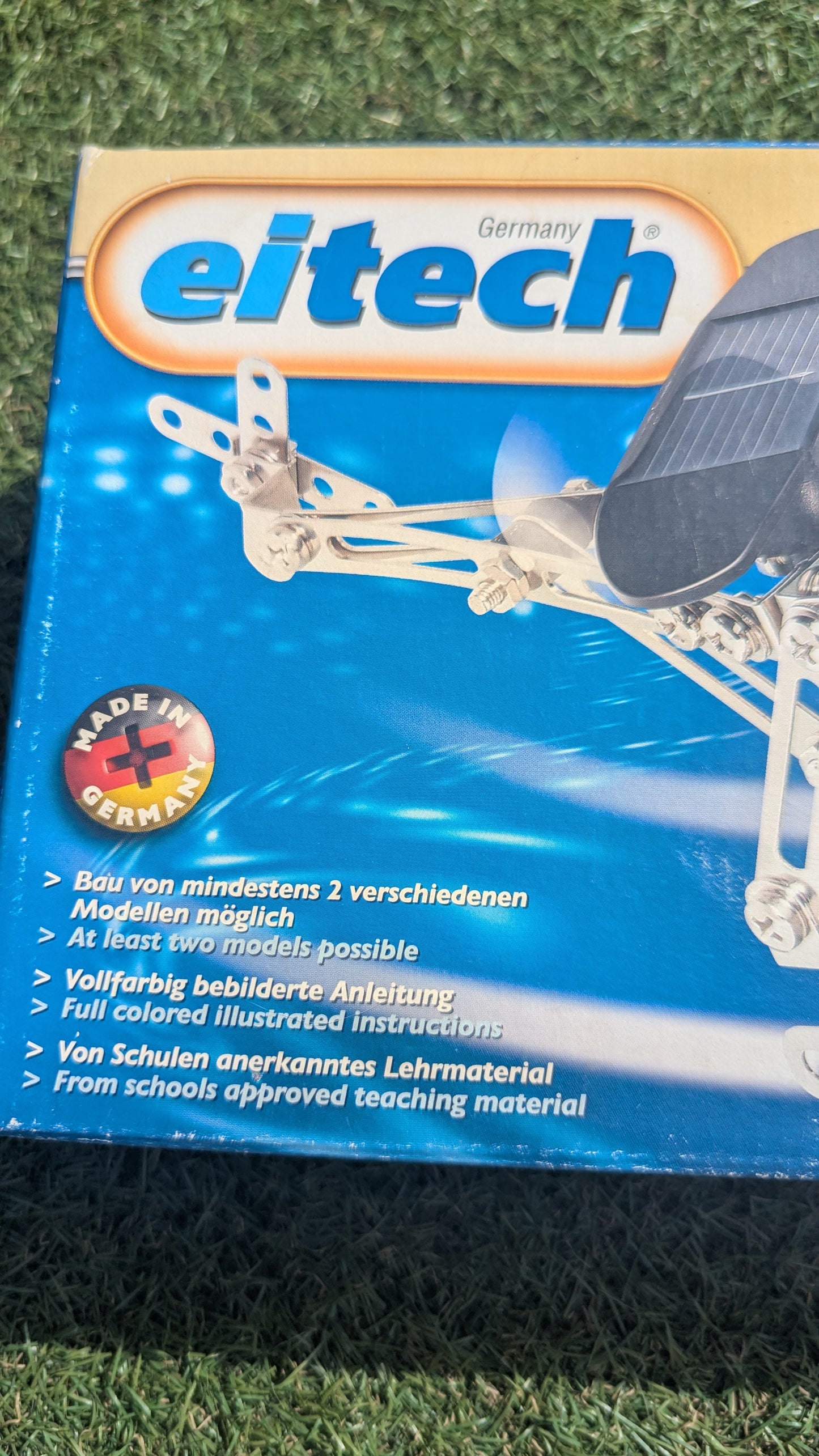 C71 Solar-powered Metal Helicopter Construction Kit 188pcs