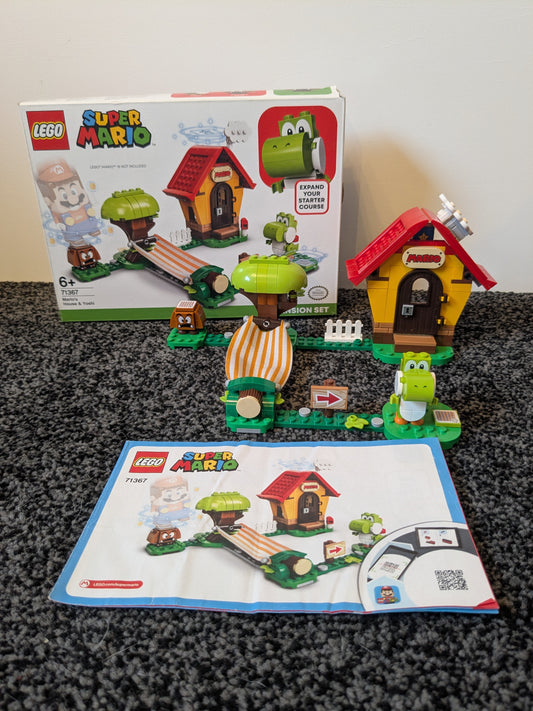 Super Mario 71367 Mario's House & Yoshi