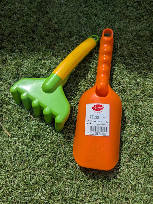 Small Shovel & Rake Set
