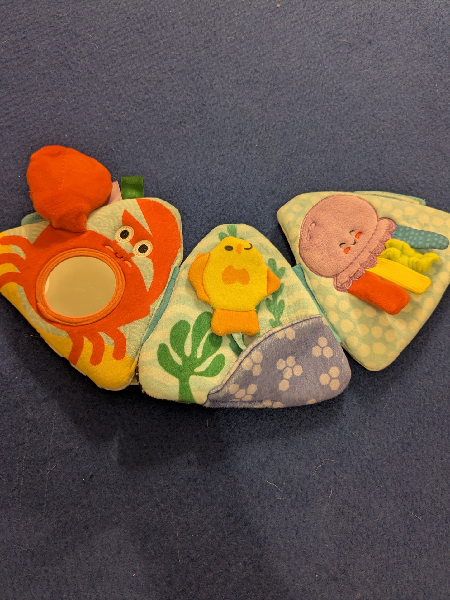 Melissa & Doug Ocean Tummy Time Triangle