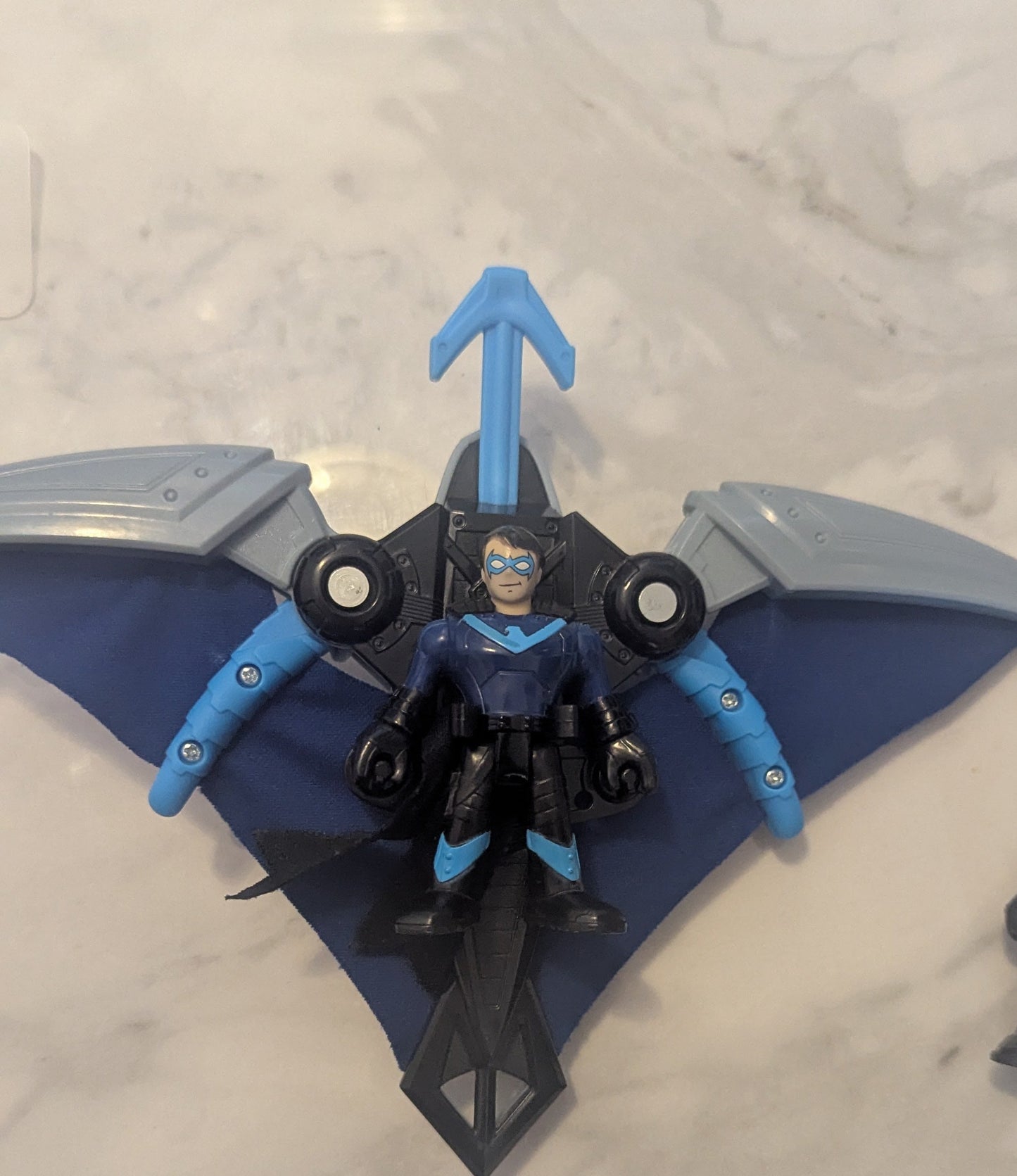 Imaginext DC Super Friends Ninja Nightwing & Additional Figure