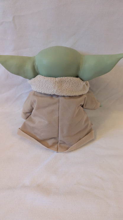 Star Wars Madalorian Talking Grogu
