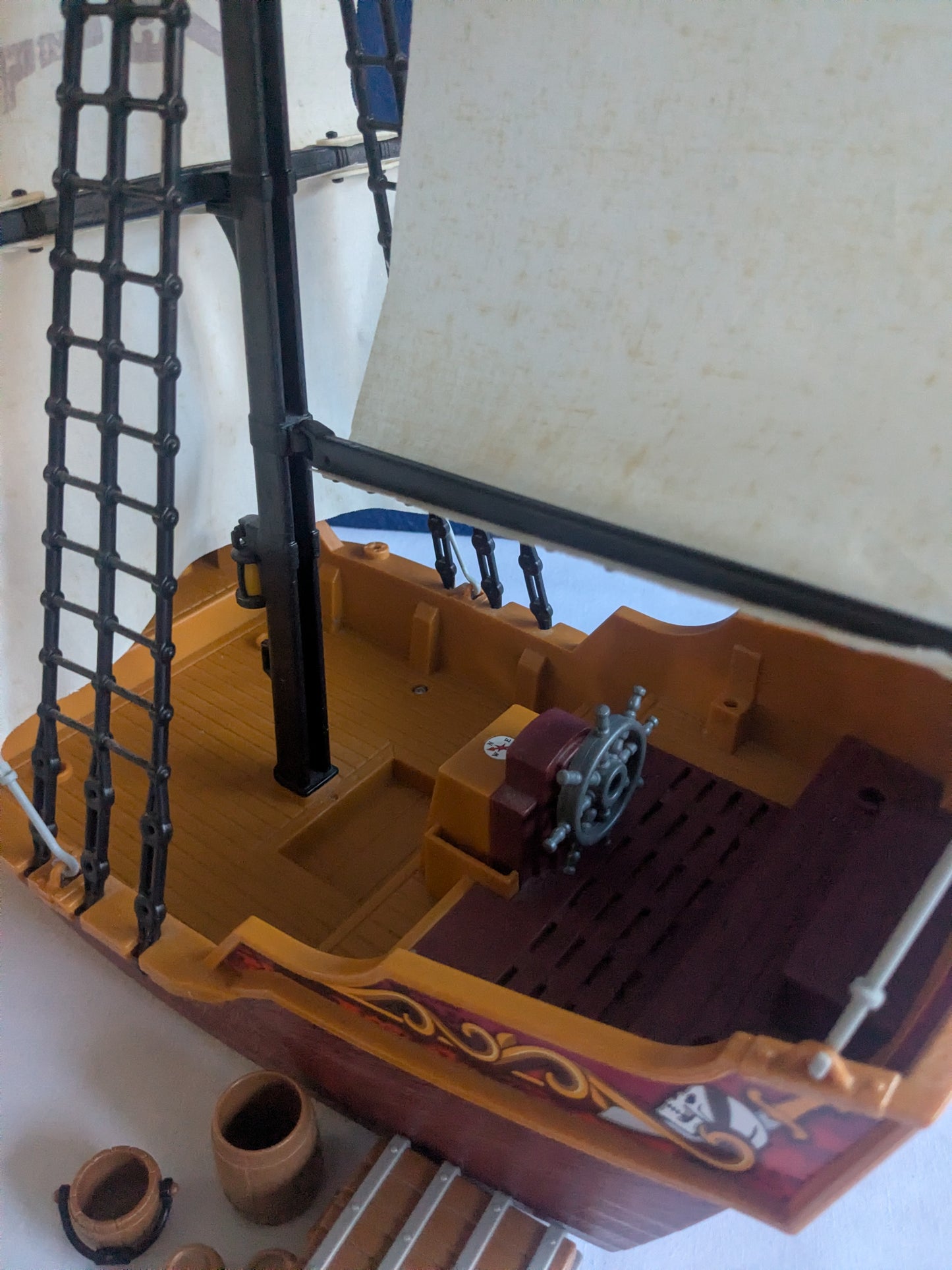 Playmobil 5618 Pirate Ship (plus additional Pirates)