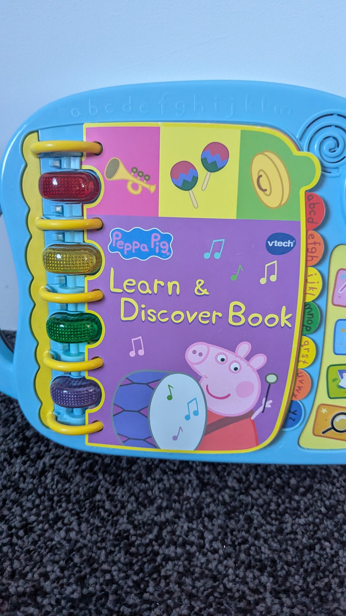 Peppa Pig Learn & Discover Book
