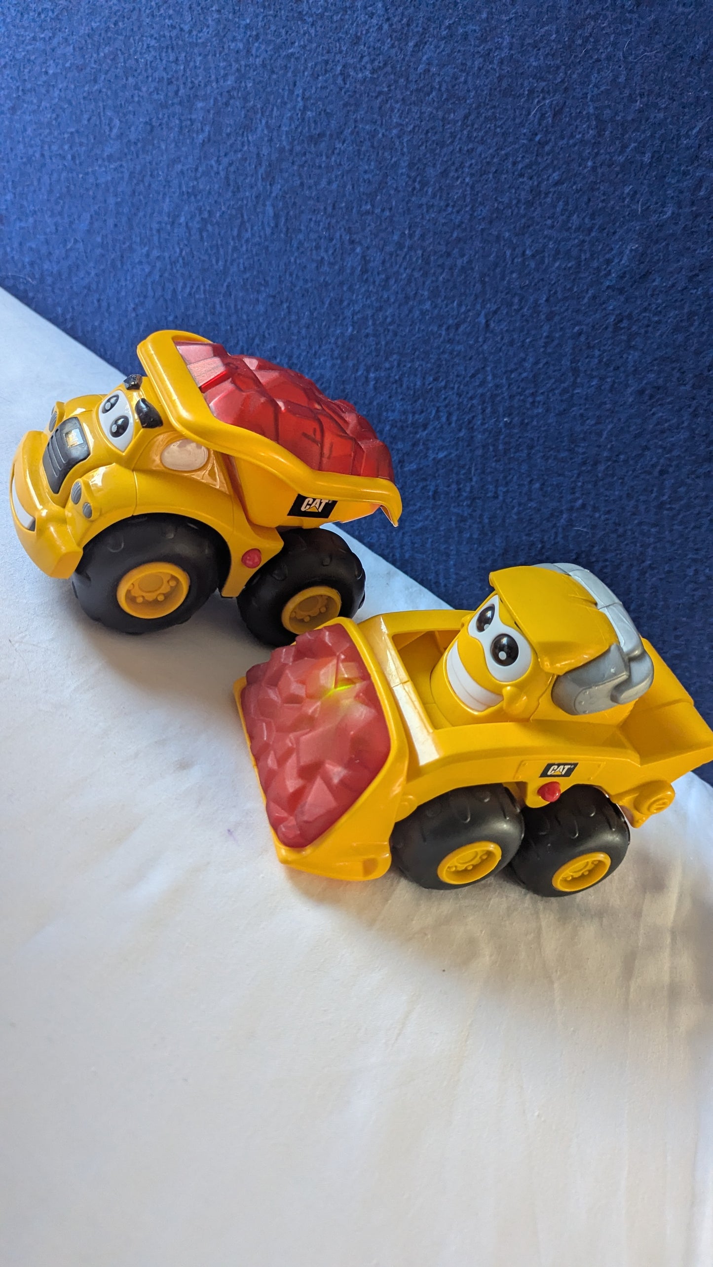 CAT Glow Machines Digger & Dumper bundle