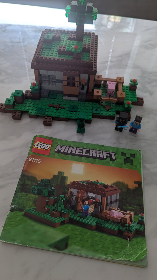 Lego Minecraft 21115 The First Night