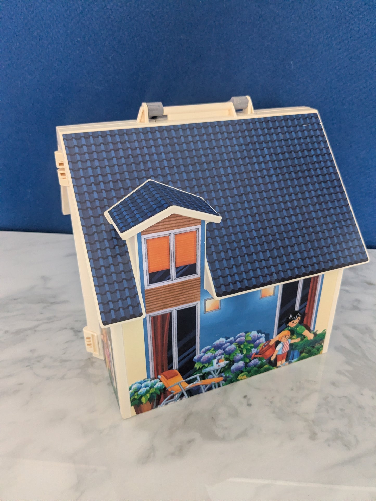 Playmobil 70985 City Life Take Along Dollhouse