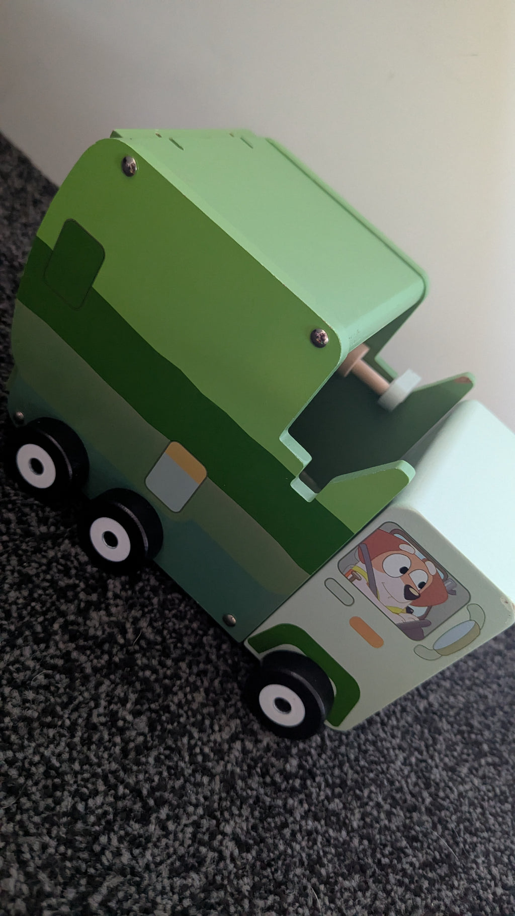 Bluey Garbage Vehicle