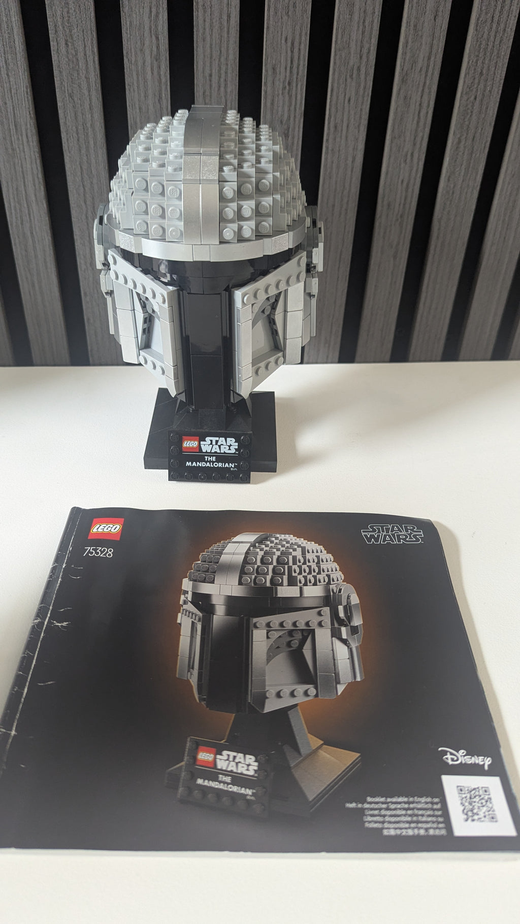Star Wars 75328 The Mandalorian Helmet