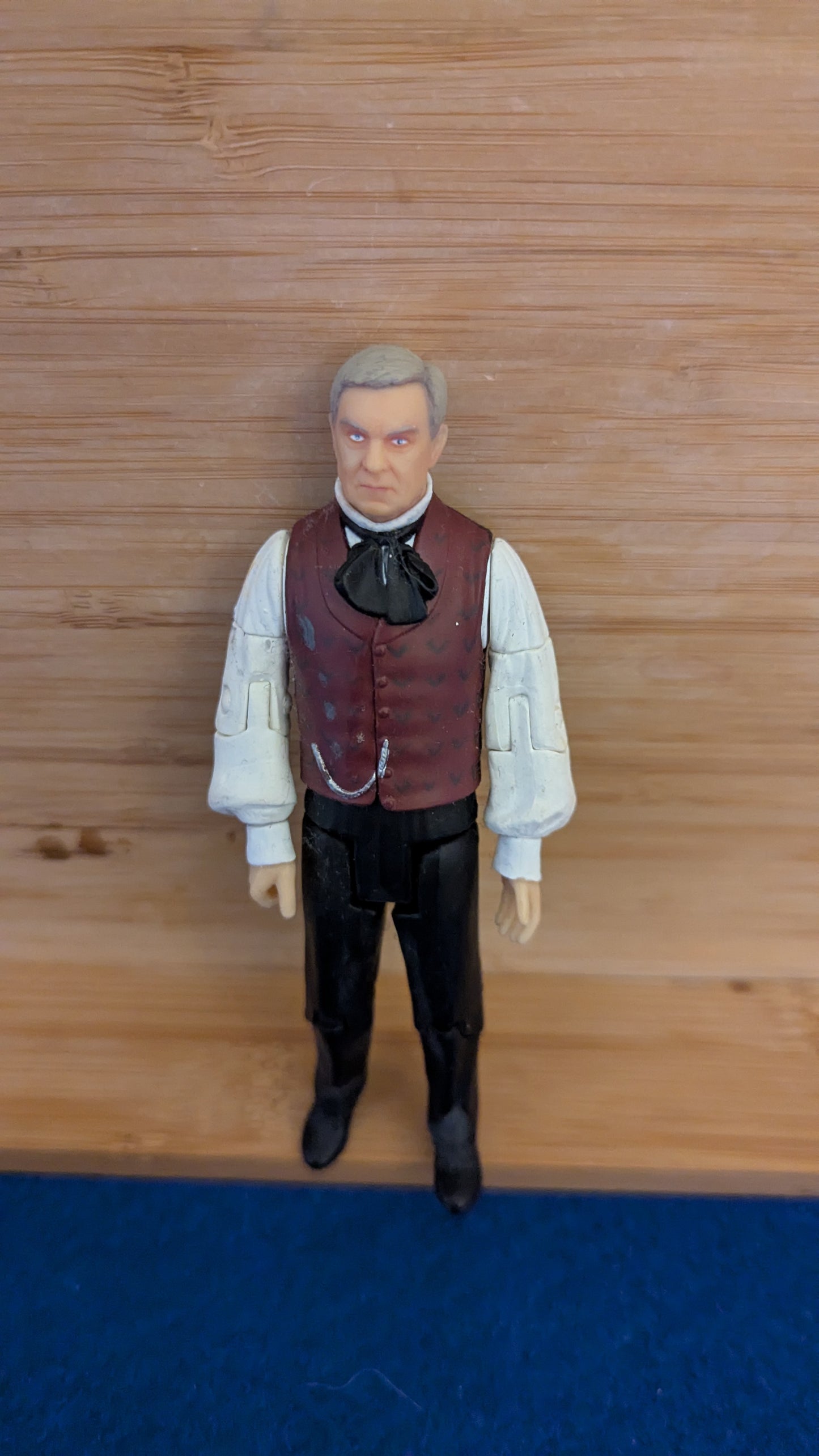 Character Options Doctor Who Professor Yana (older) 5" Action Figure c.2006