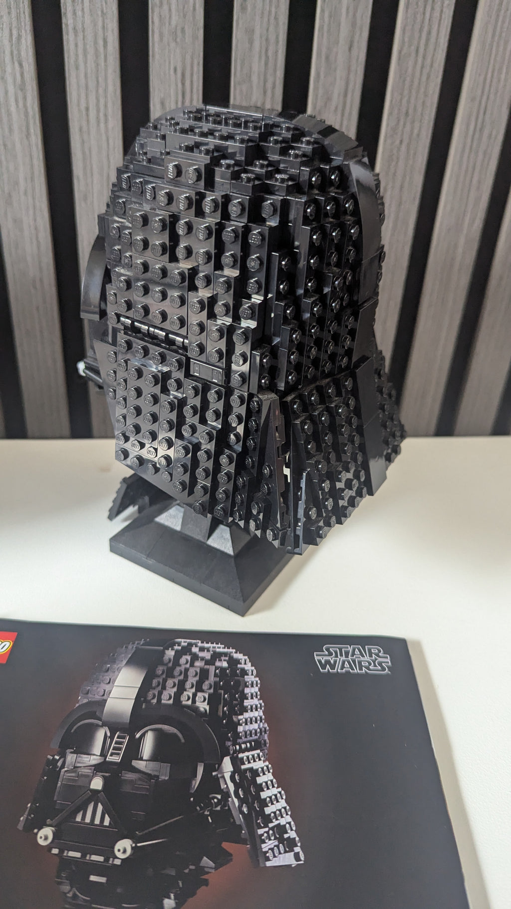 Star Wars 75304 Darth Vader Helmet