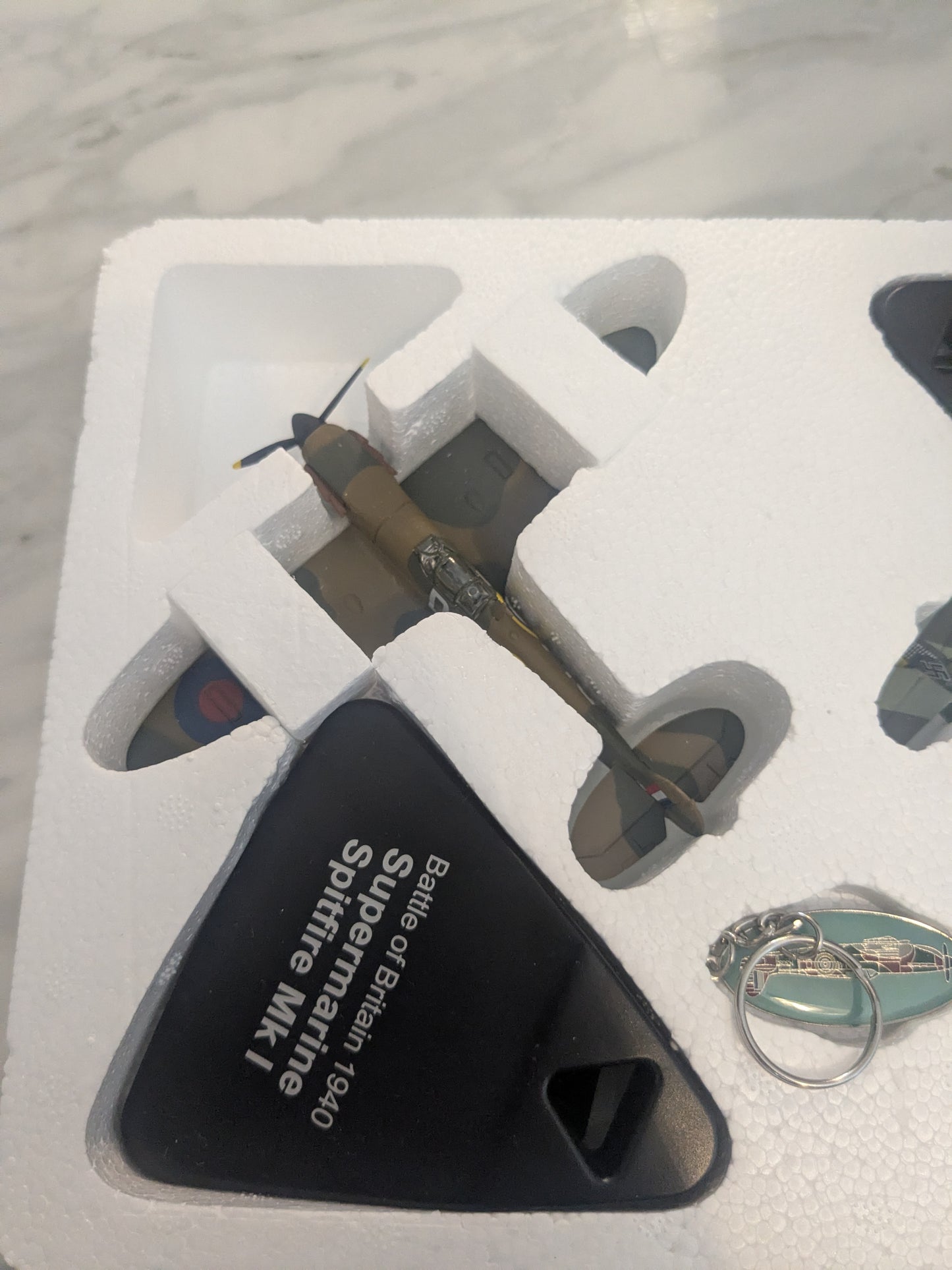 Supermarine Spitfire Mk.1 & Messerschmitt BF.109E-4
