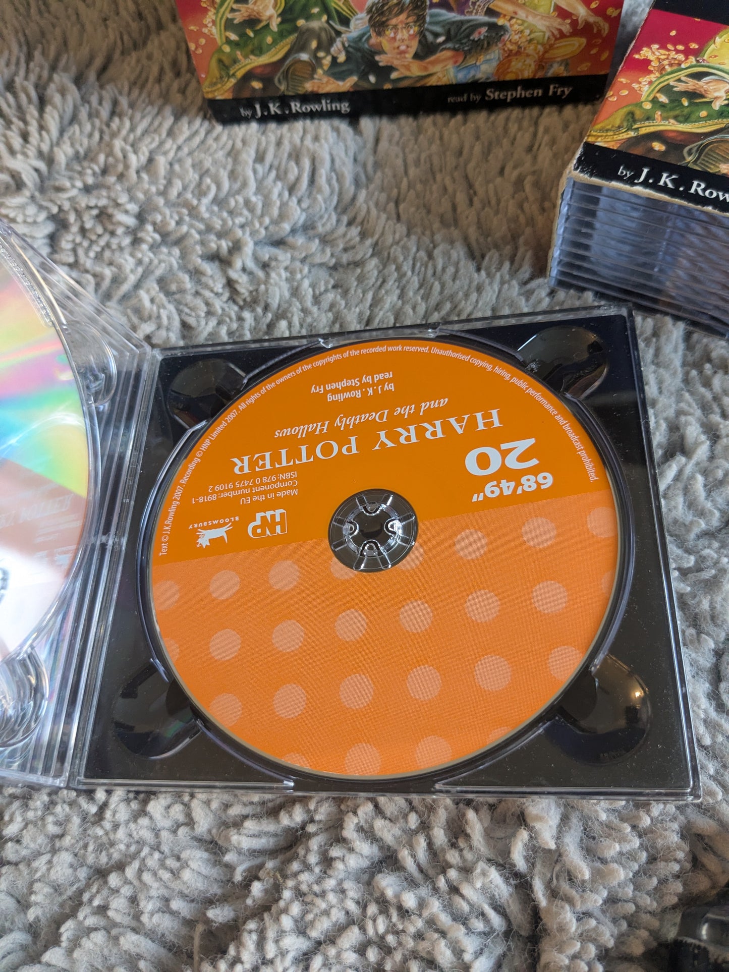 Harry Potter and the Deathly Hallows - Read by Stephen Fry CD Box Set