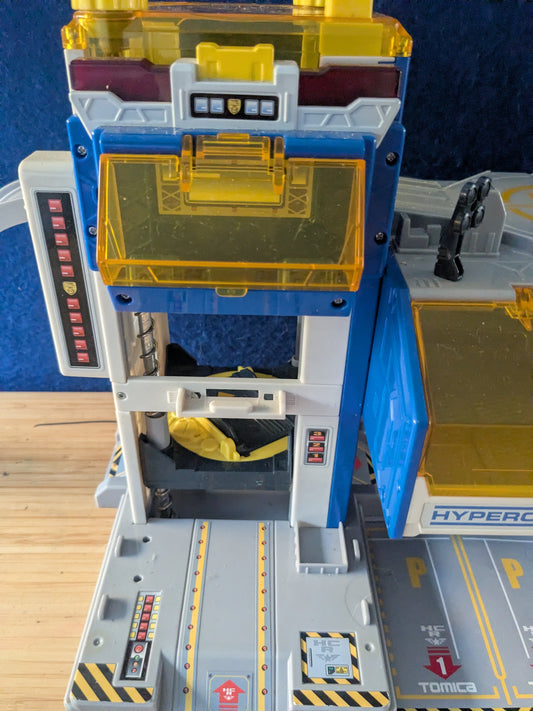 Tomy Tomica Hypercity Police HQ