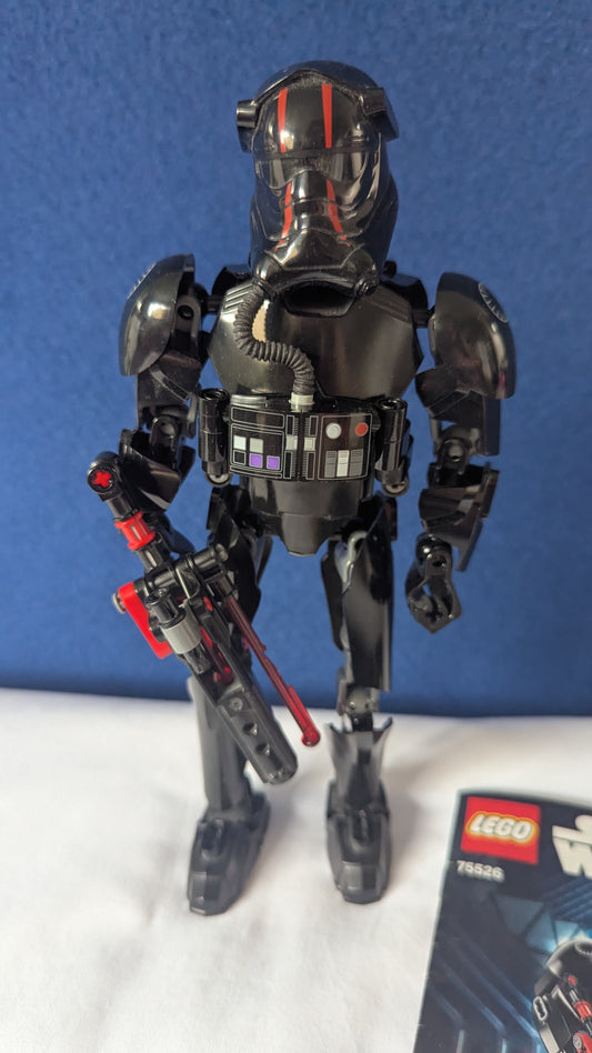 Lego Star Wars 75526 Elite TIE Fighter Pilot