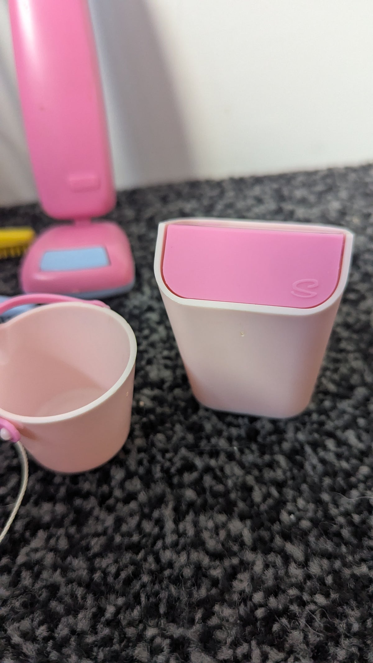 Vintage Sindy Household Accessories Bundle