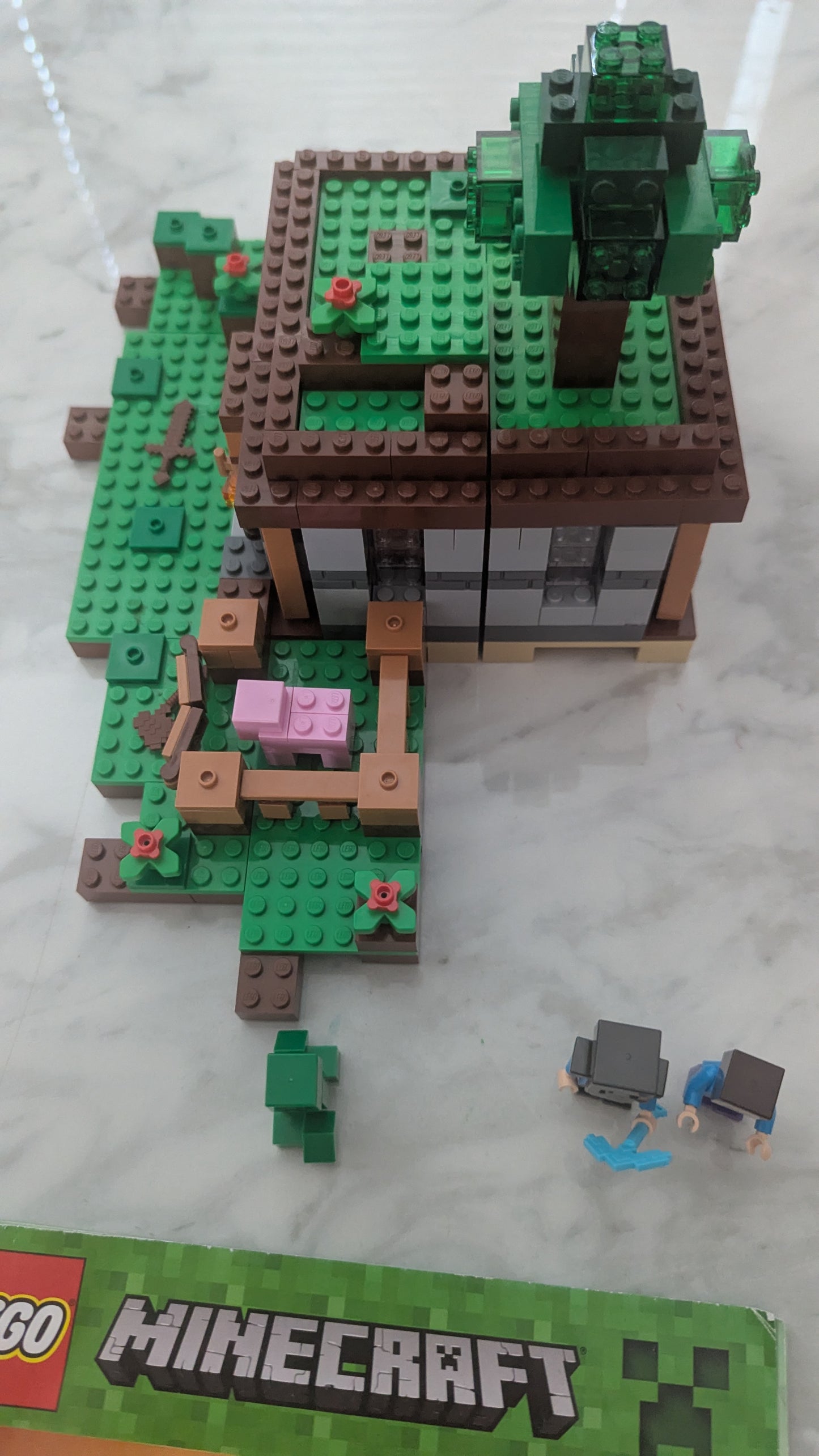 Lego Minecraft 21115 The First Night
