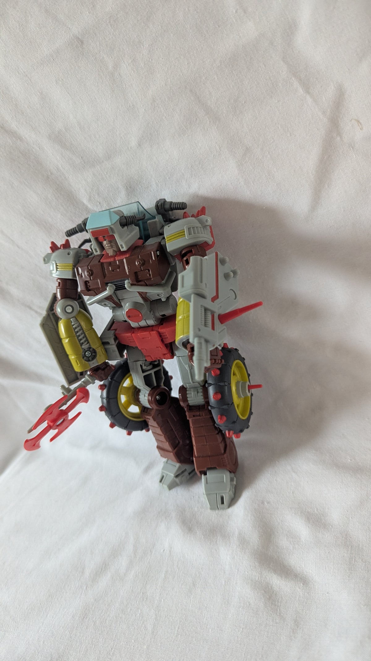 Transformers Studio Series 86-14 Voyager Class Junk Heap Action Figure