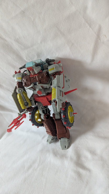 Transformers Studio Series 86-14 Voyager Class Junk Heap Action Figure