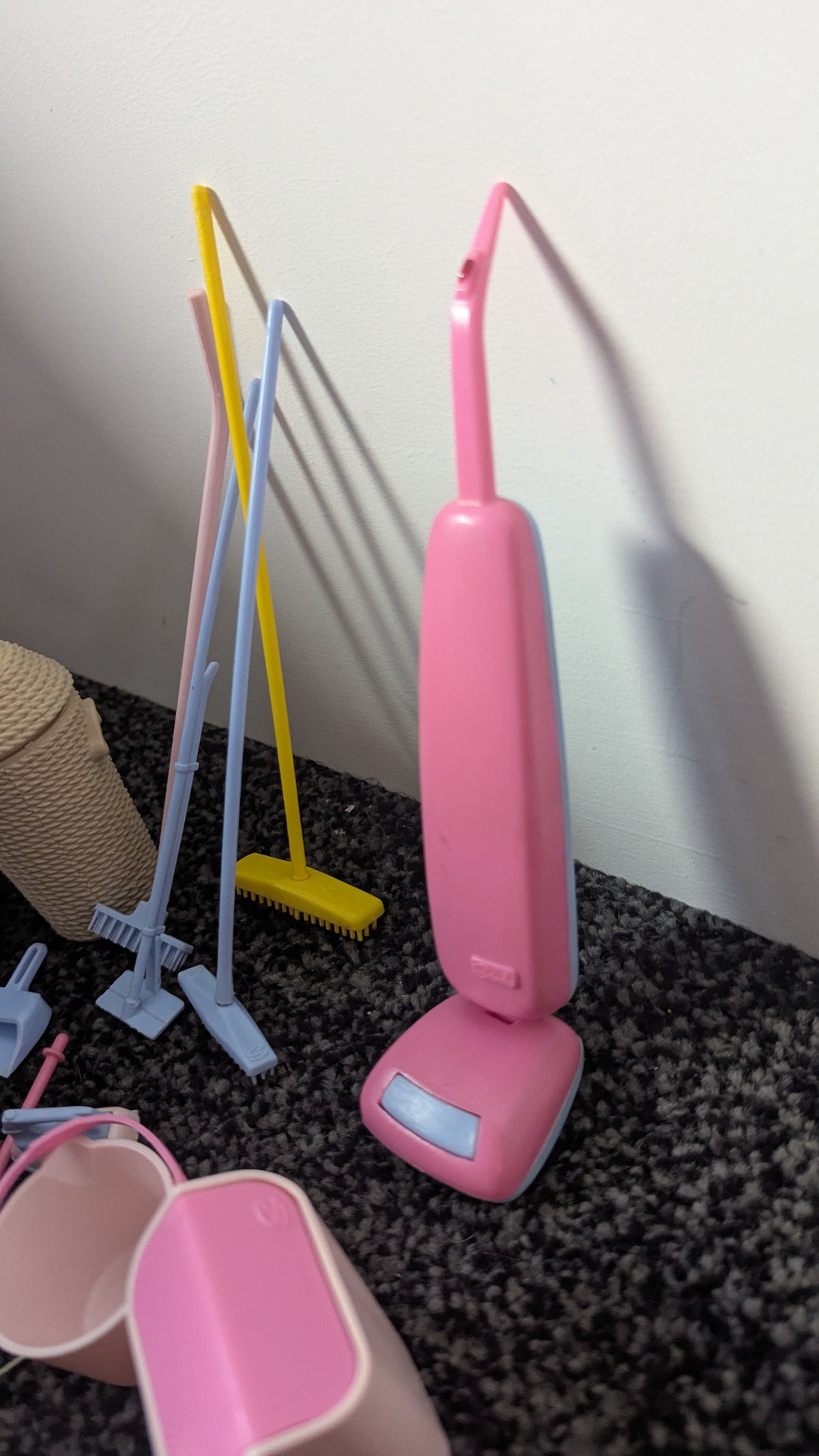 Vintage Sindy Household Accessories Bundle
