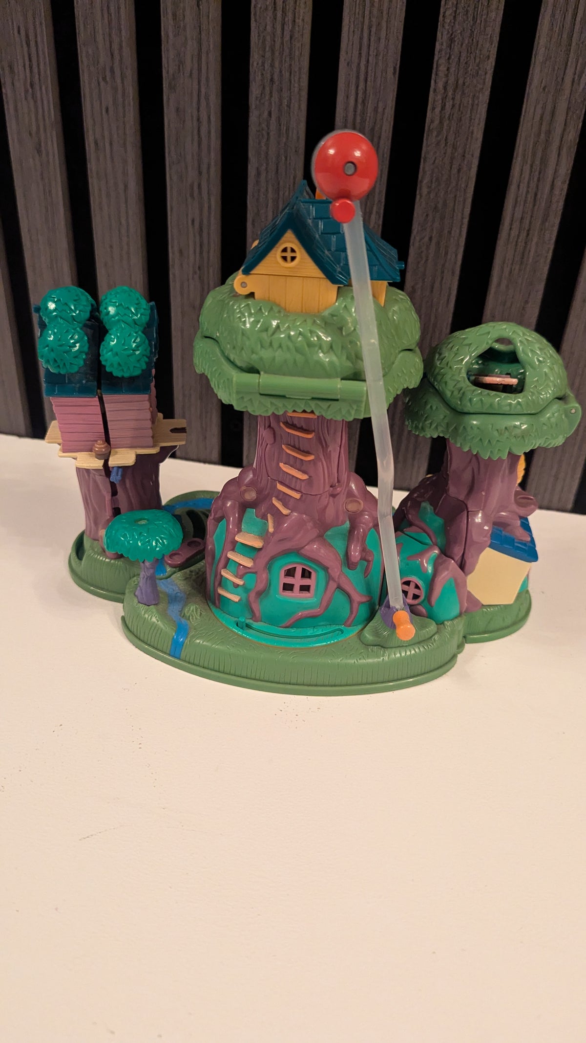 Polly Pocket Winnie the Pooh Hundred Acre Wood Treehouse Set (1998)