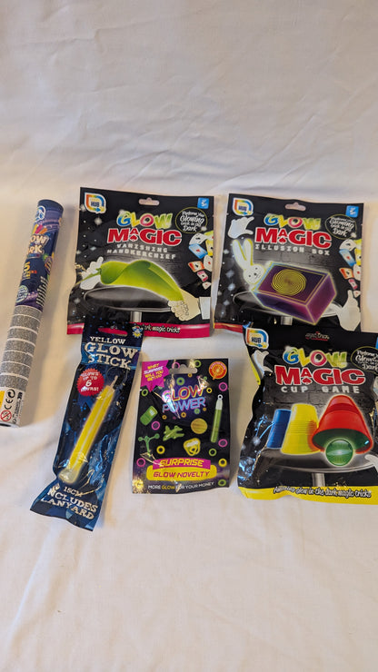 Glow Magic Bundle of Tricks & Glow Sticks