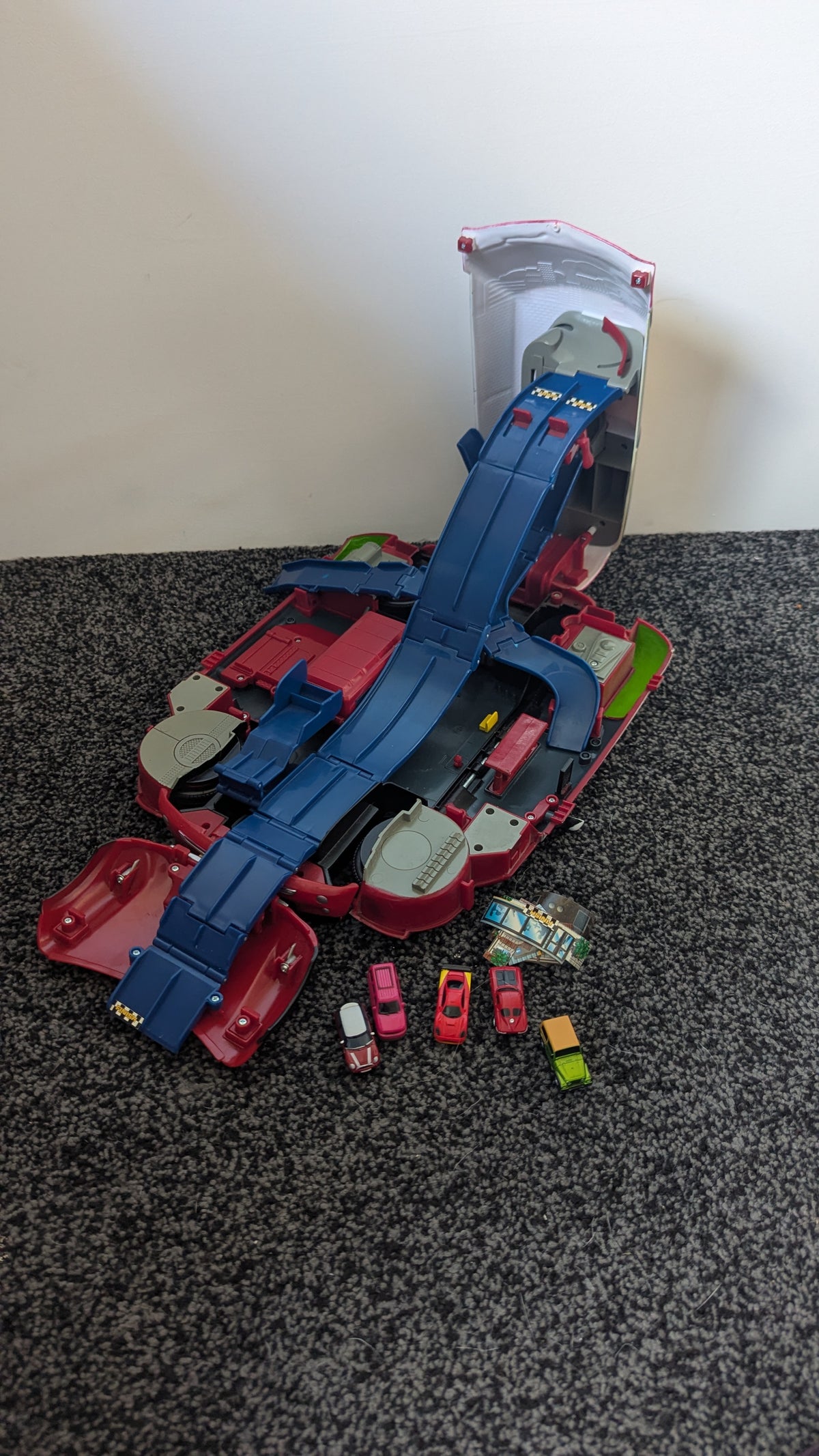 Speedeez Mini Cooper S Race City Playset