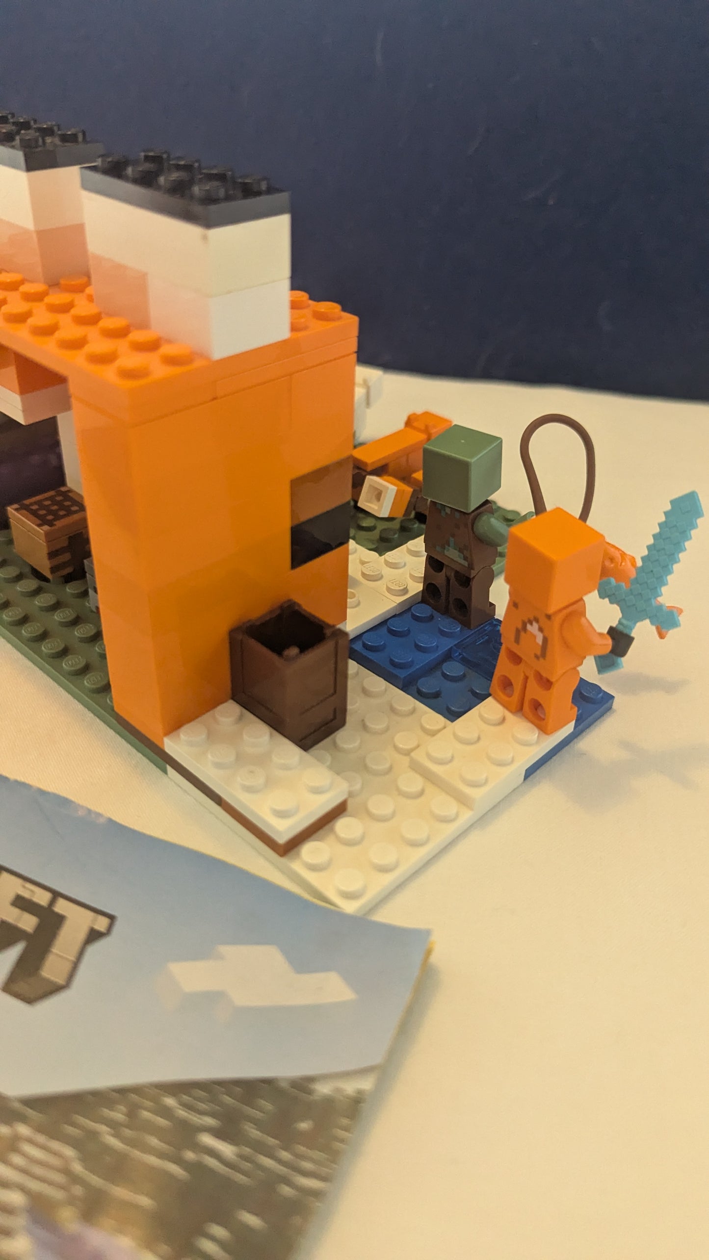 Lego Minecraft 21178 The Fox Lodge