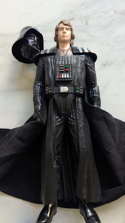Hasbro Star Wars Anakin Skywalker to Darth Vader 2 In 1 Figures