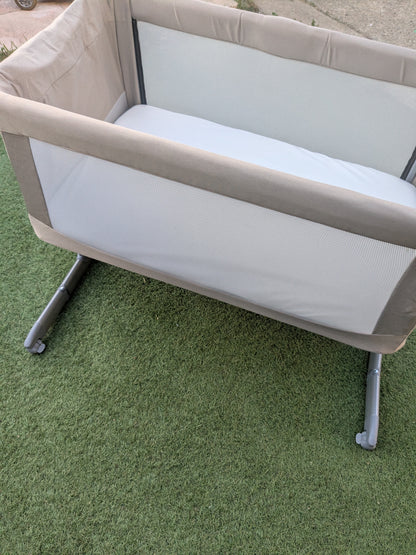 Sweet2Sleep Bedside Crib - Oatmeal Beige