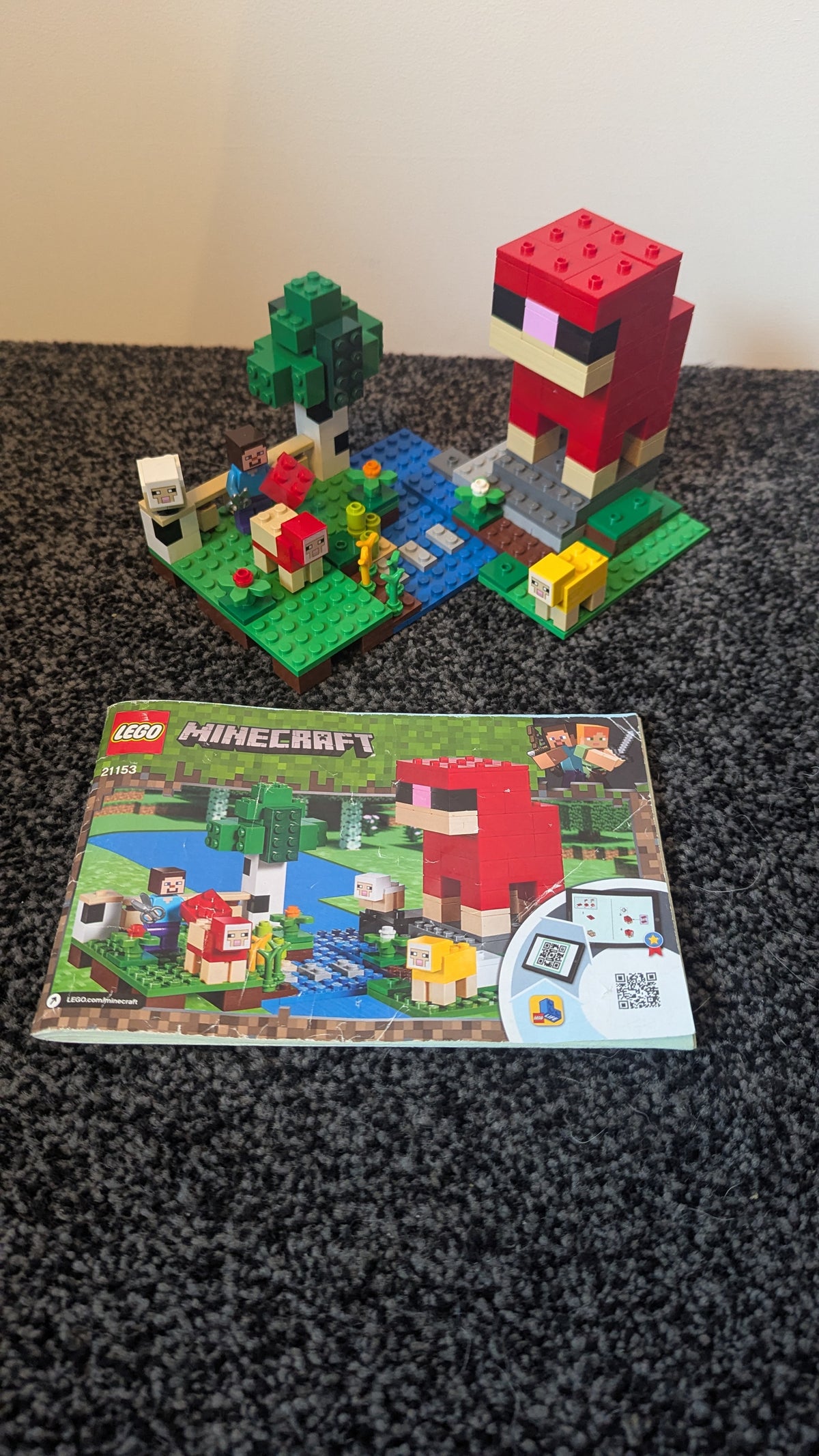 Lego Minecraft 21153 The Wool Farm