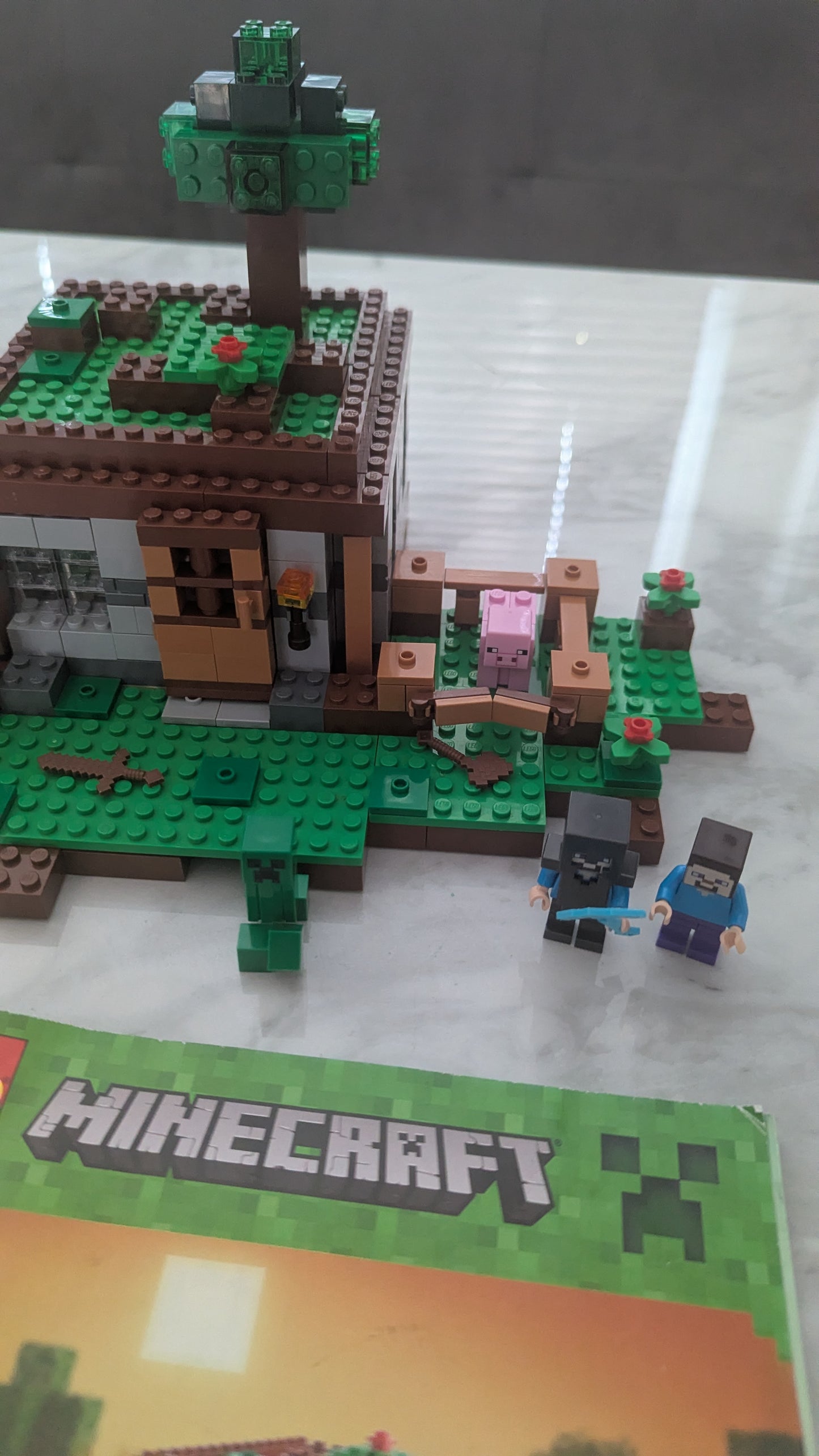 Lego Minecraft 21115 The First Night