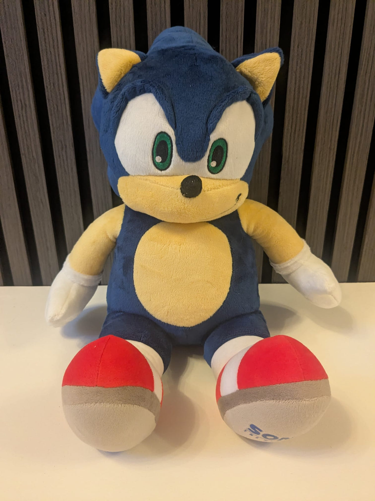 Sonic the Hedgehog 16" Plush