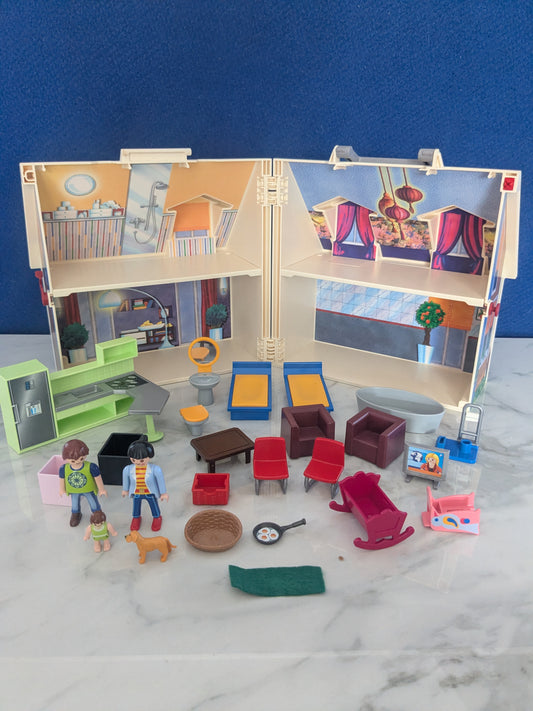 Playmobil 70985 City Life Take Along Dollhouse