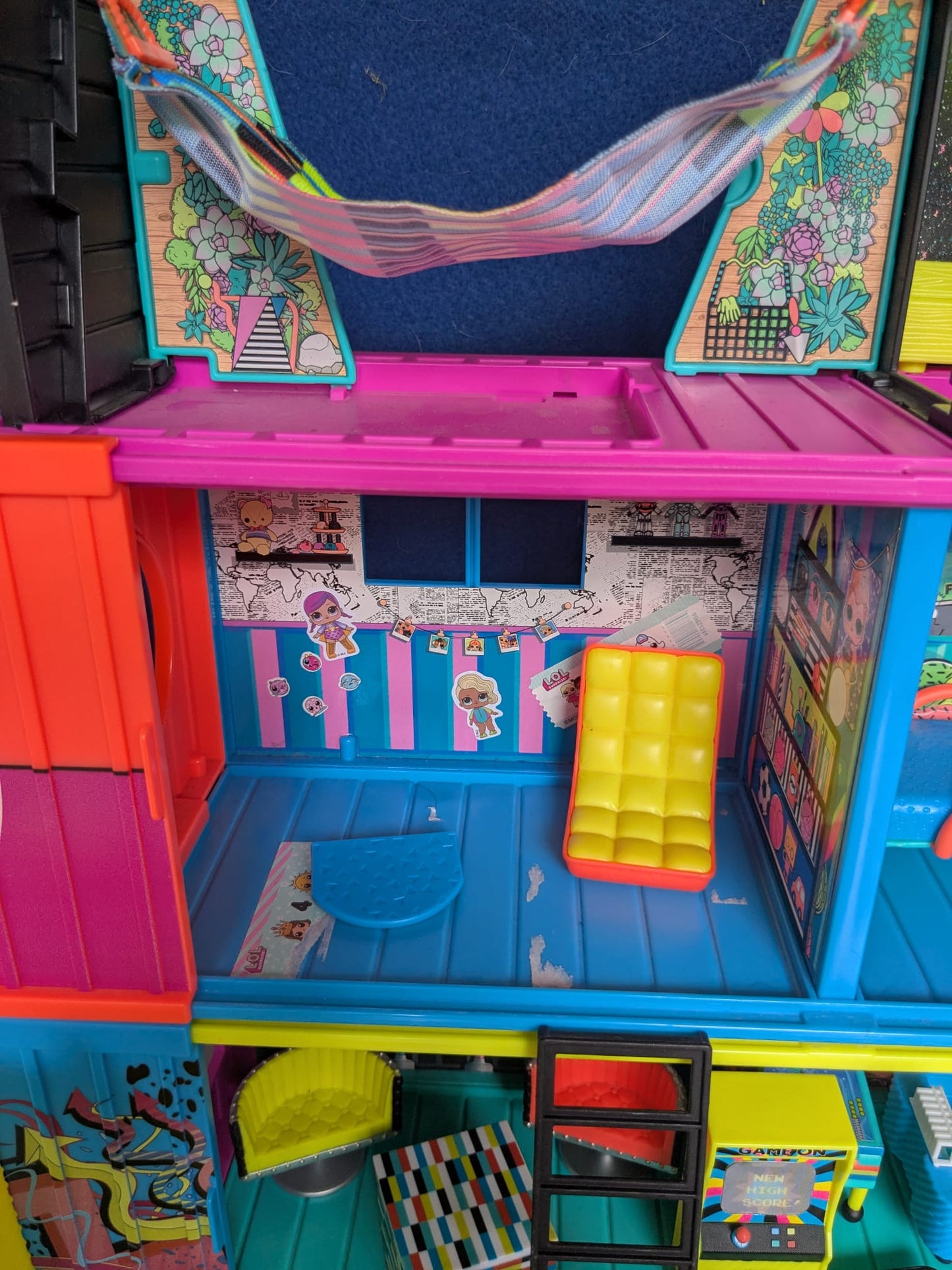 L.O.L. Surprise! - L.O.L. Surprise Clubhouse Playset