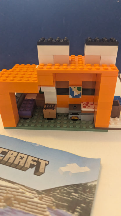 Lego Minecraft 21178 The Fox Lodge