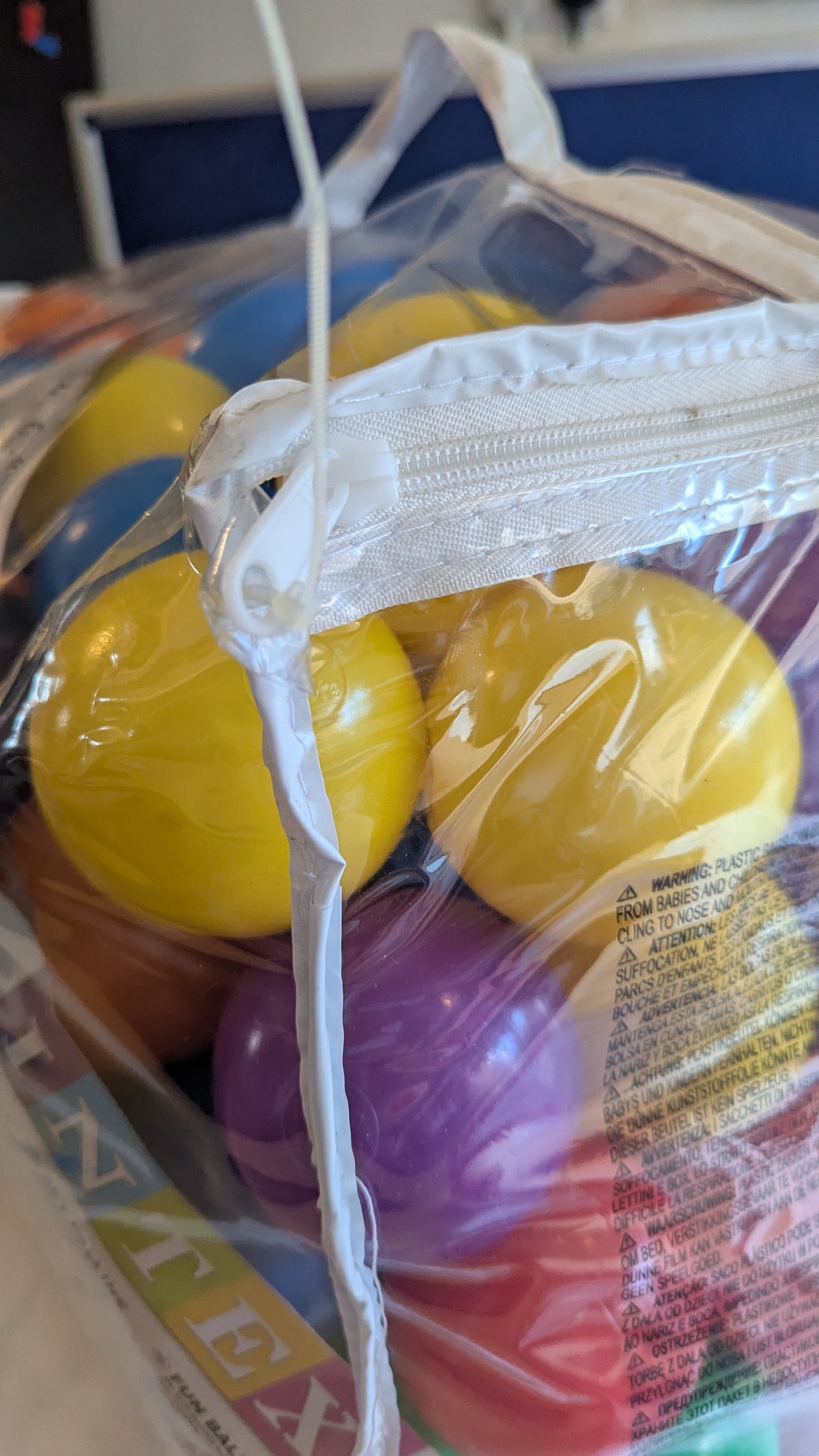Intex Fun Balls