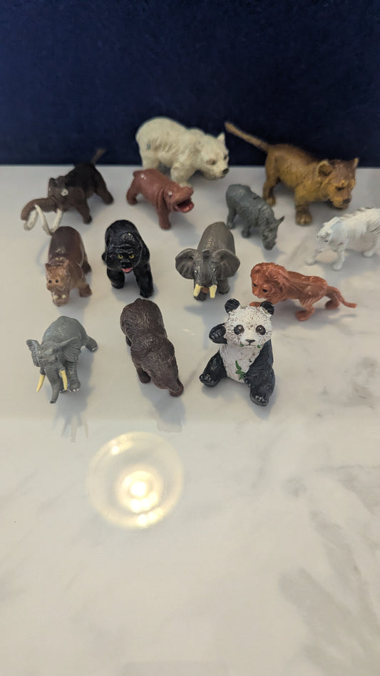 Selection of 15 Small Plastic Animals