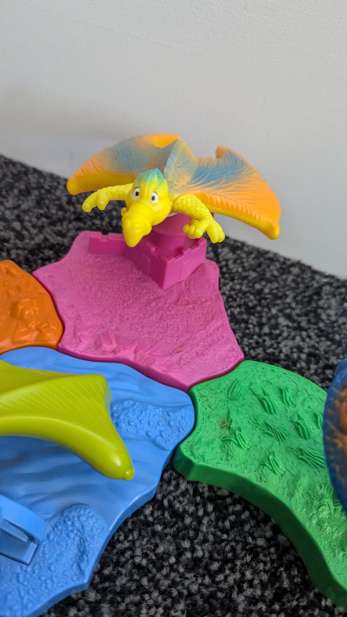 Flying Dragons Balancing Toys - McDonalds Happy Meals c.1997 - Set of 4