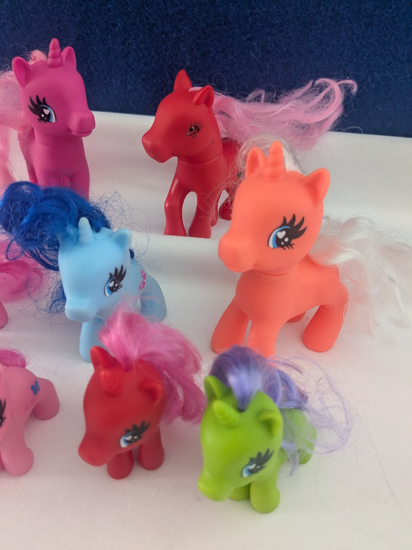 Bundle of play ponies