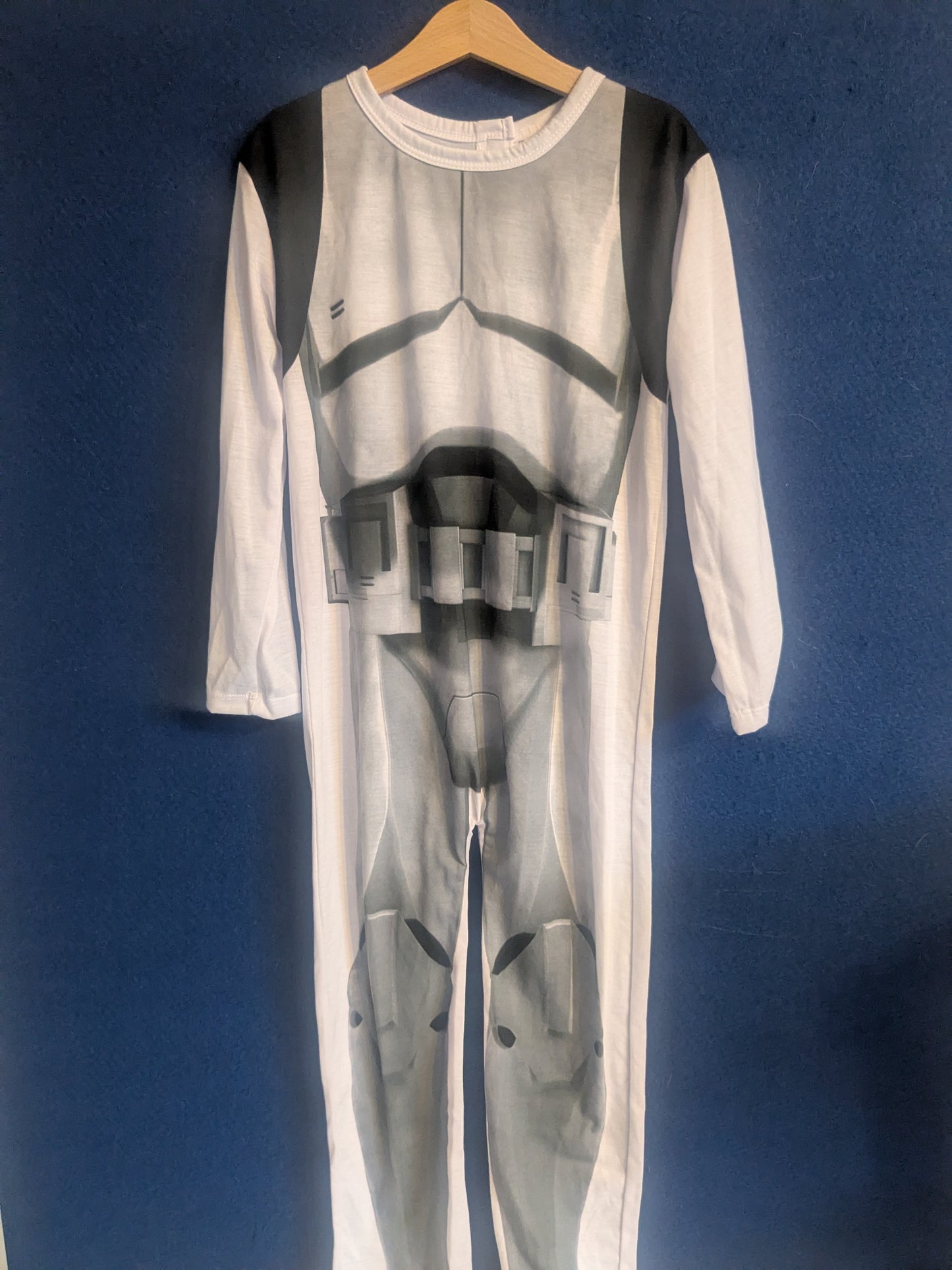 Pair Star Wars Onsie/Dress Up 7-8 years