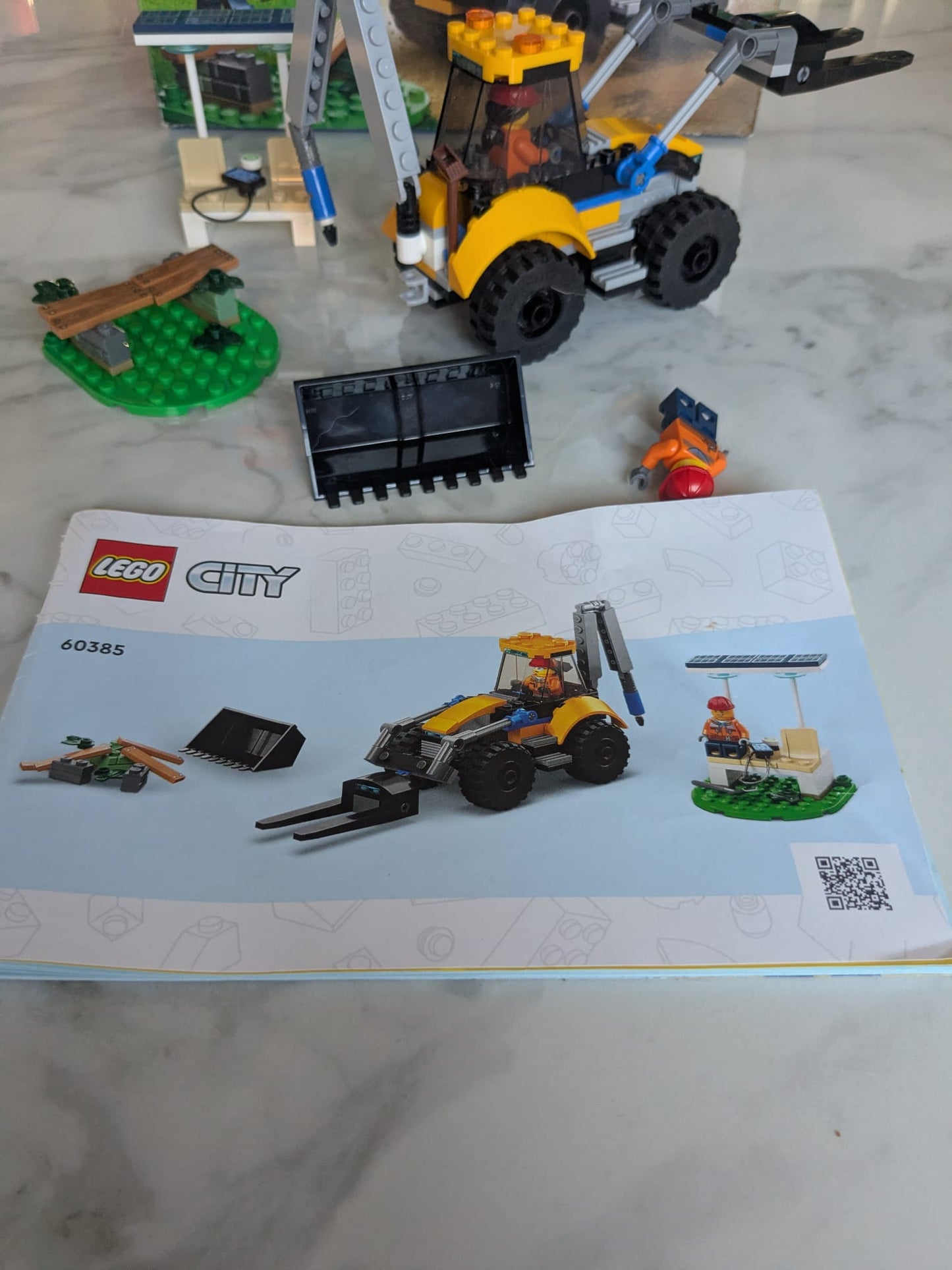 City 60385 Construction Digger