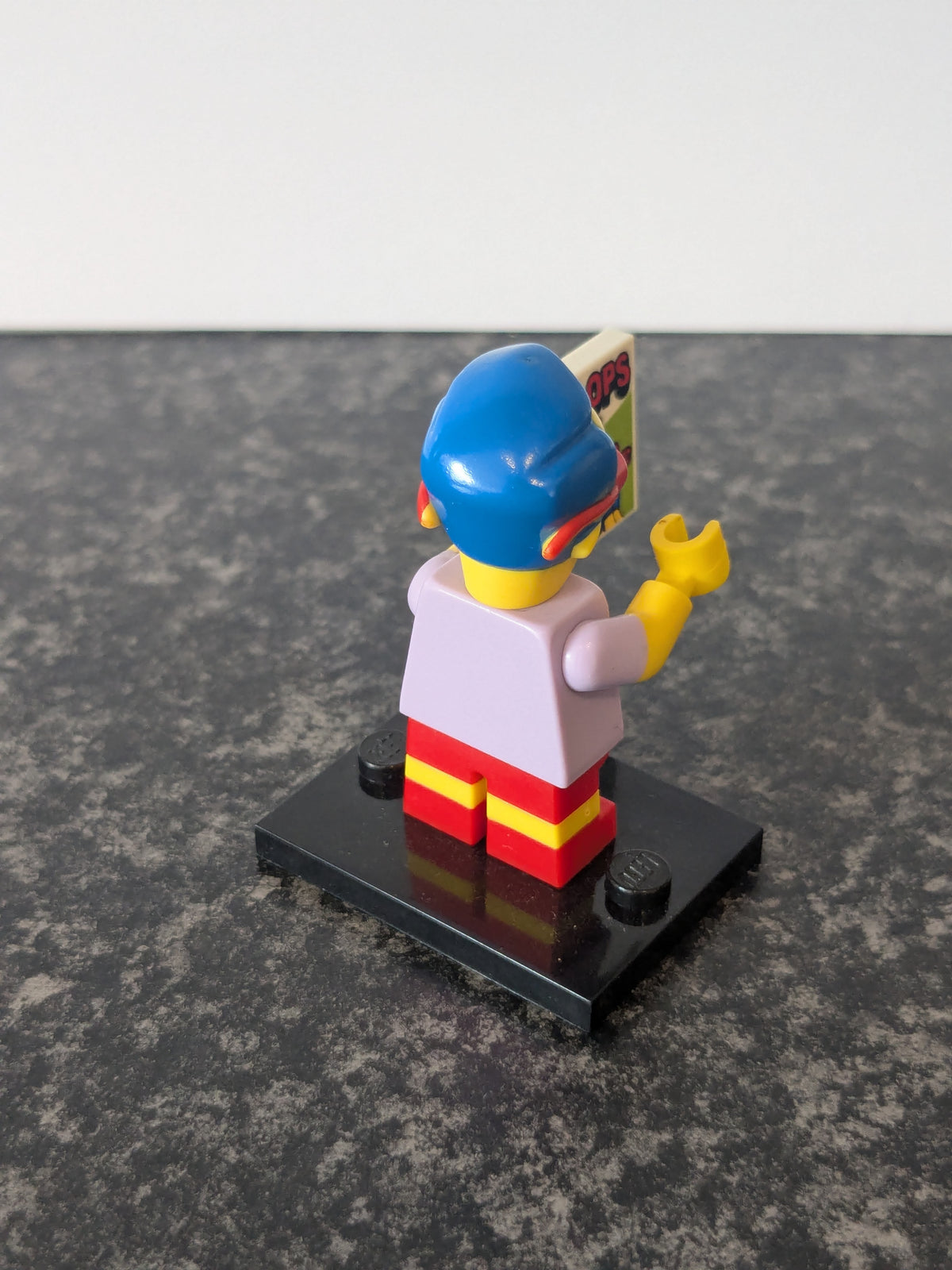 71005 The Simpsons Series 1 Minifigures 2014 - Millhouse Van Houten