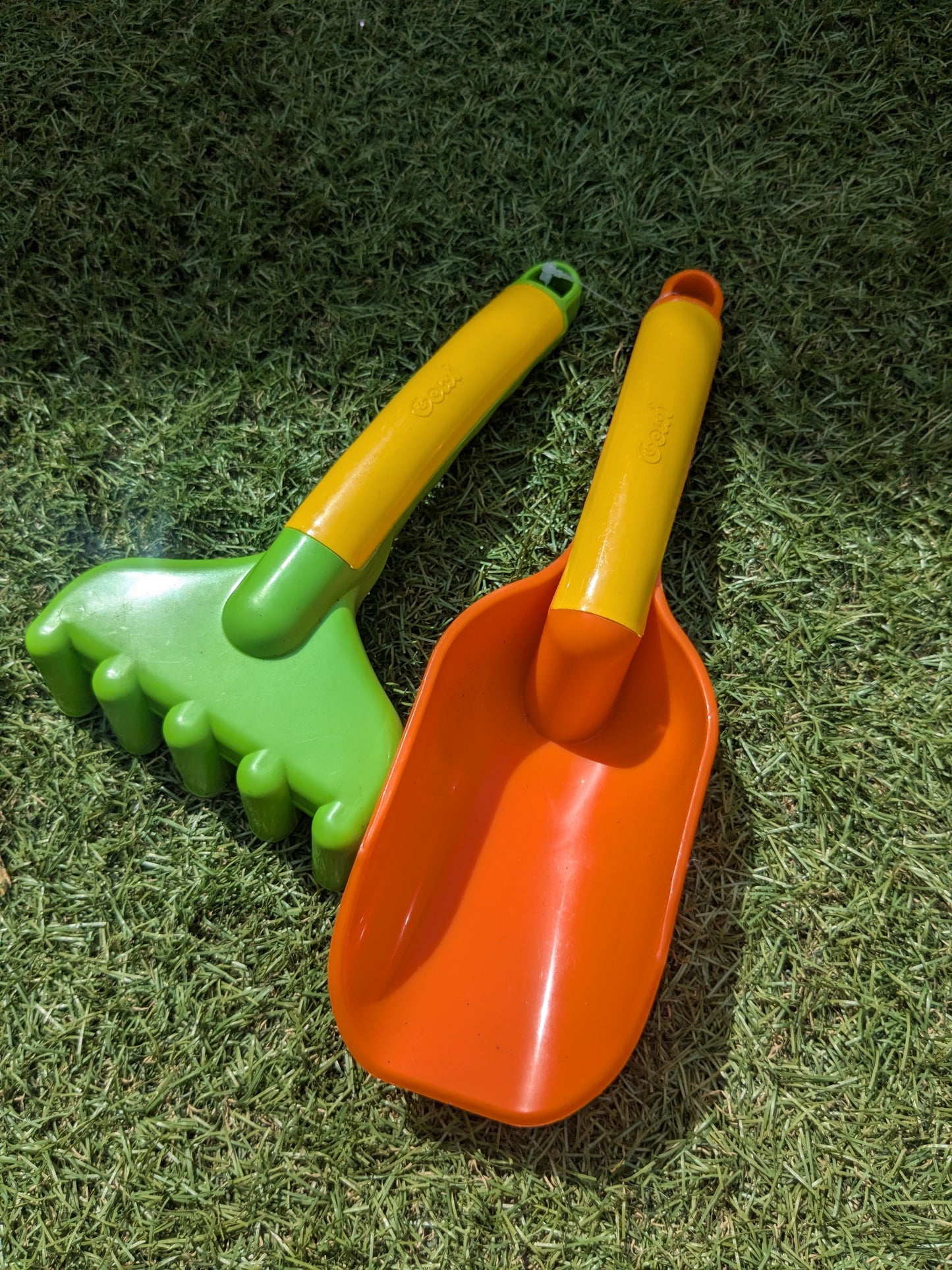 Small Shovel & Rake Set